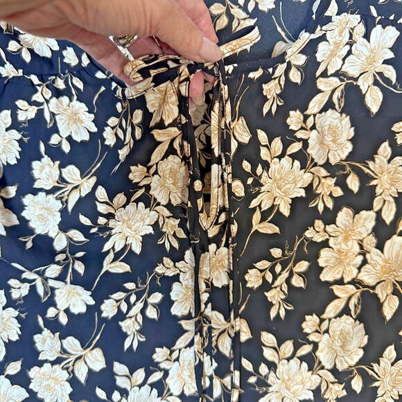 Counterparts Black/Tan Floral Tie Front Ruffle Women's Blouse Size Medium - Picture 3 of 9